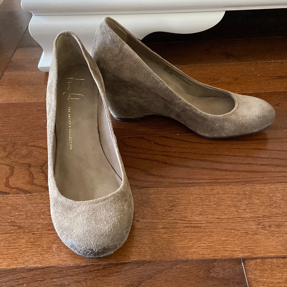 Franco Sarto Taupe Suede Wedges